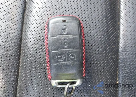 2019 Ram 1500 Laramie 4X4 5'7 Box из США, поврежденный, VIN 1C6SRFJT3KN696389